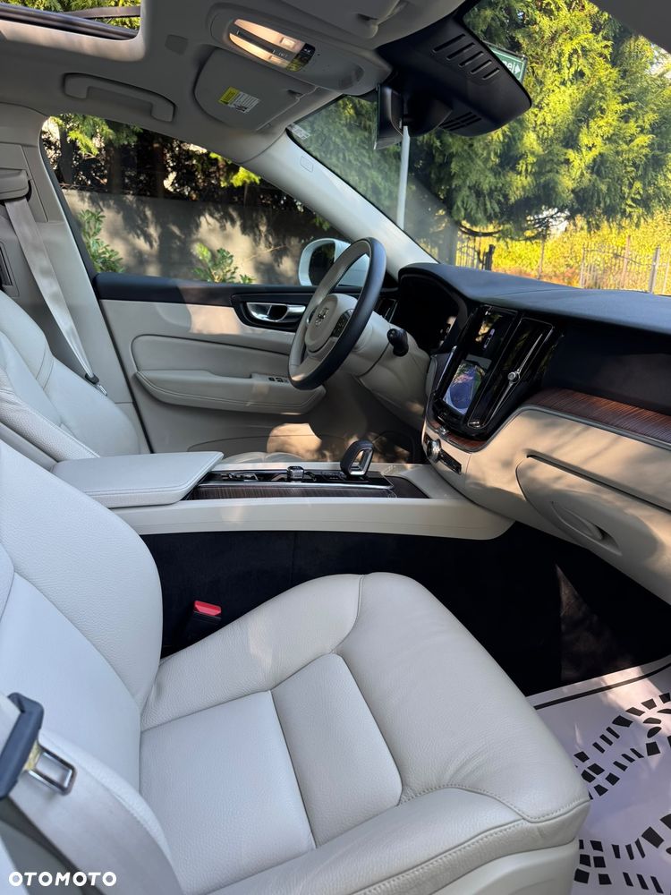 Volvo XC 60 - 34