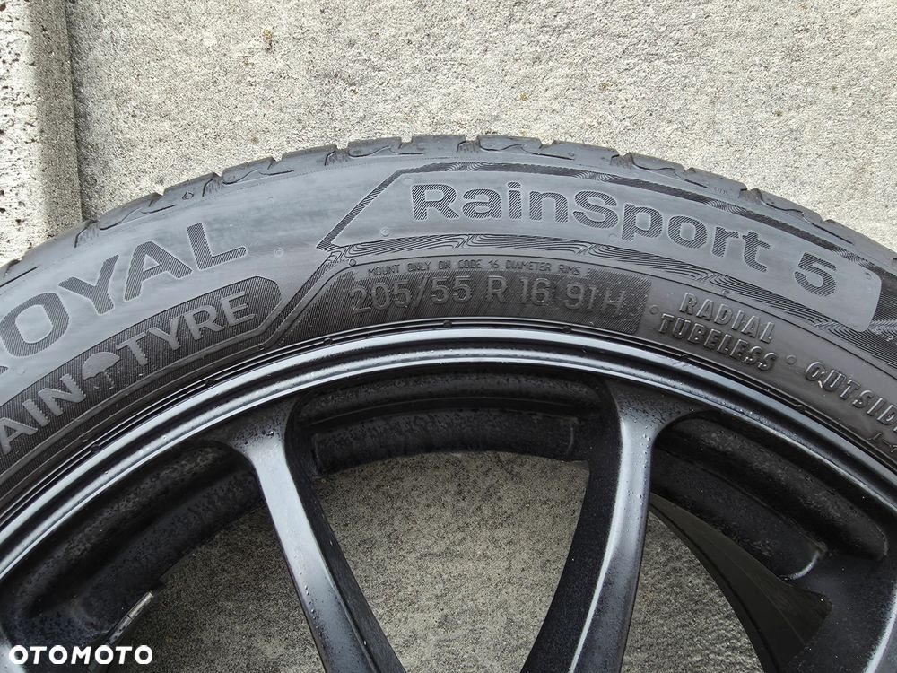 205/55R16 Uniroyal RainSport5 - 8