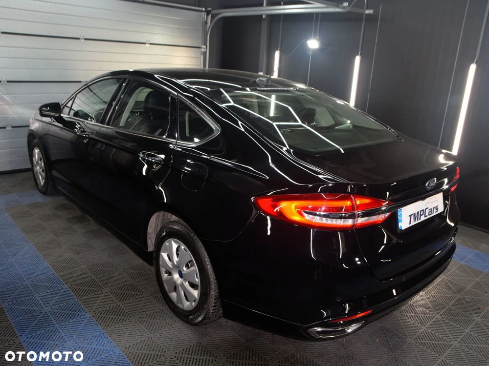 Ford Fusion 2.0 EcoBoost Titanium - 32