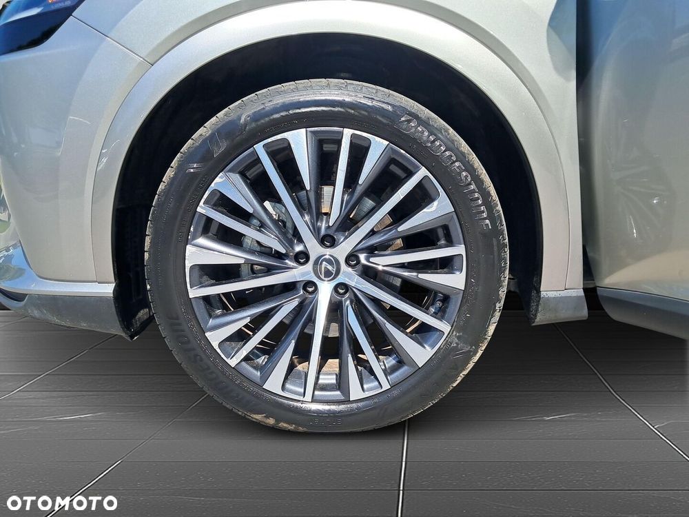 Lexus RX - 14