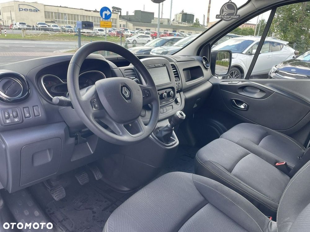 Renault Trafic - 9