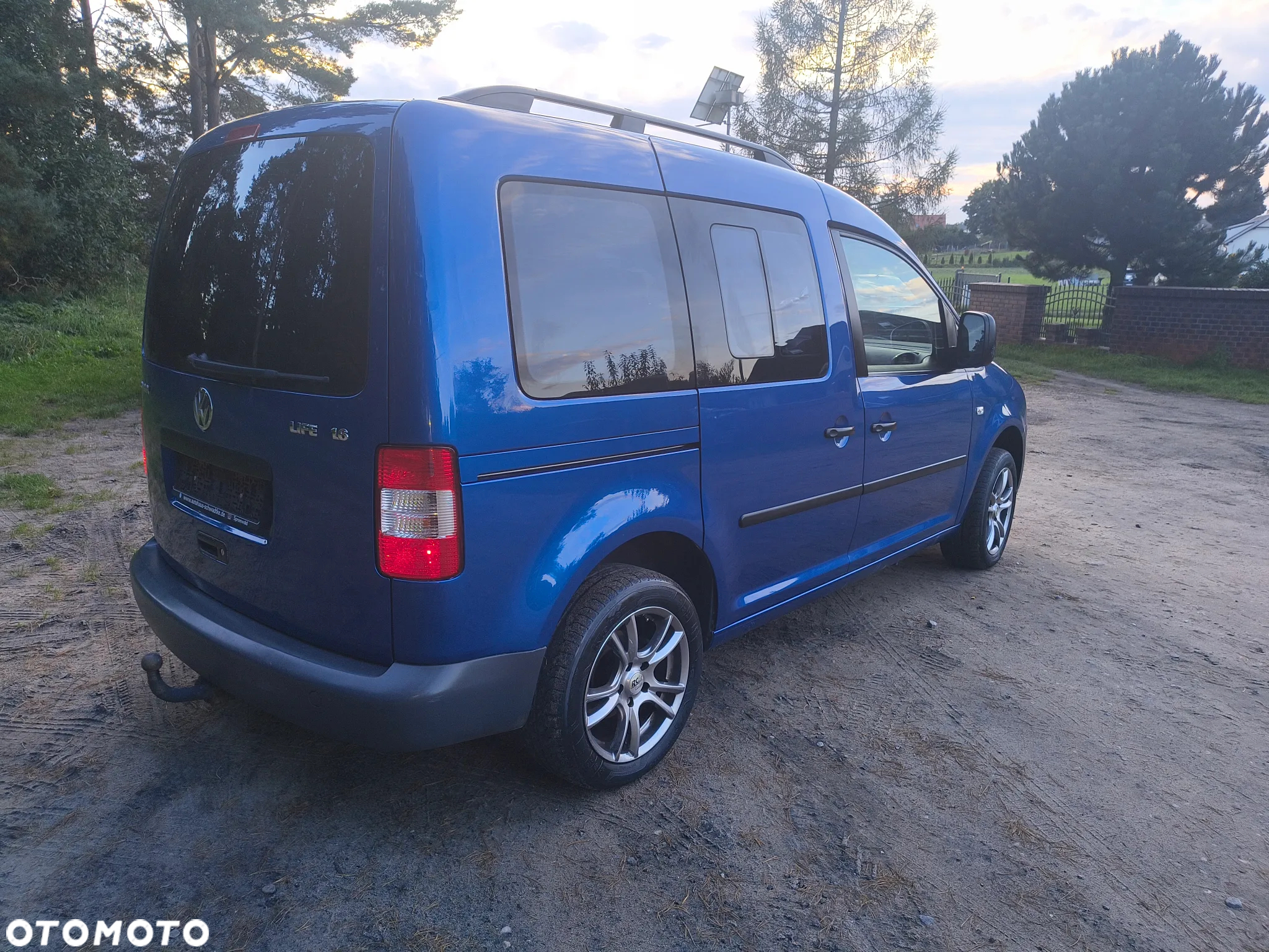 Volkswagen Caddy 1.6 Familie (7-Si.) - 7