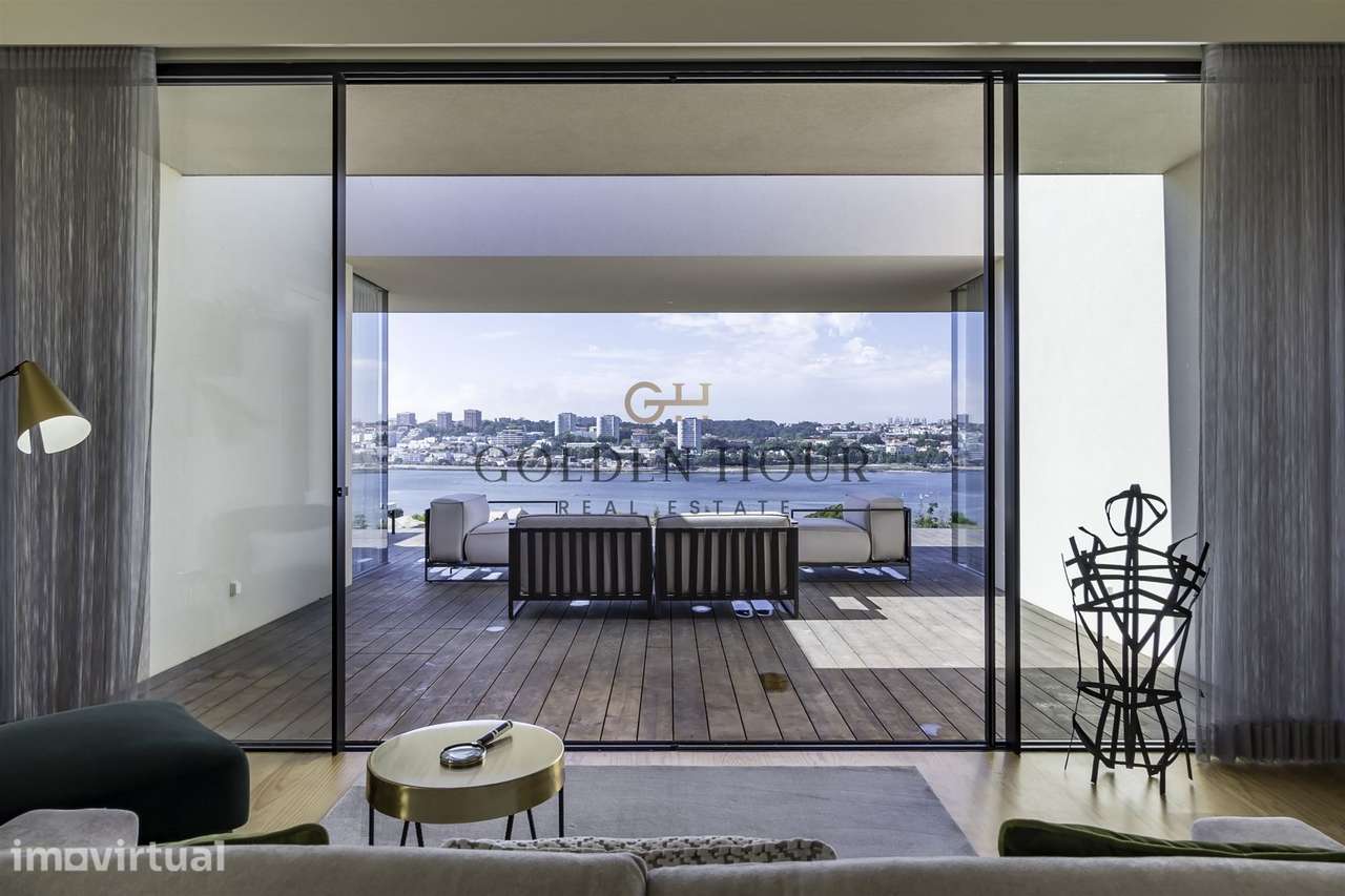 Moradia T4 de Luxo na Quinta Marques Gomes | Exclusividade e Vista Rio - Grande imagem: 3/24