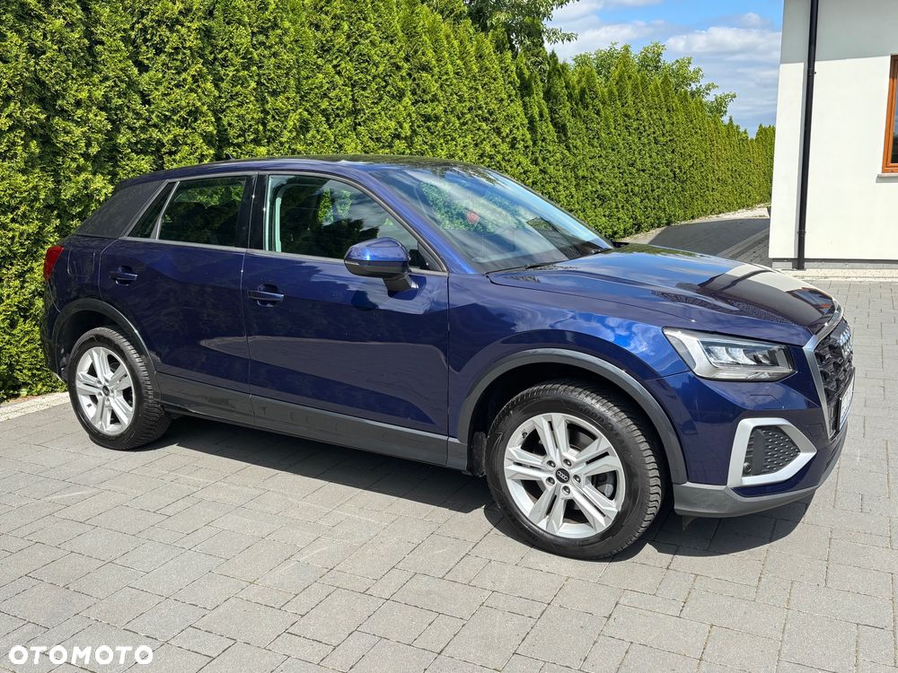 Audi Q2 40 TFSI quattro S tronic design - 4