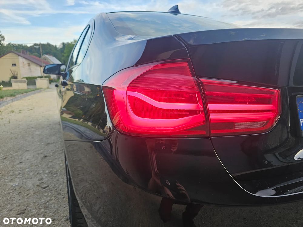 BMW Seria 3 316d - 17