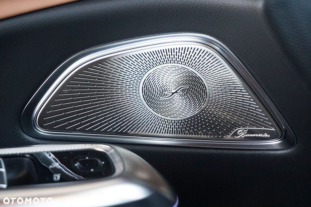Mercedes-Benz Klasa E - 16