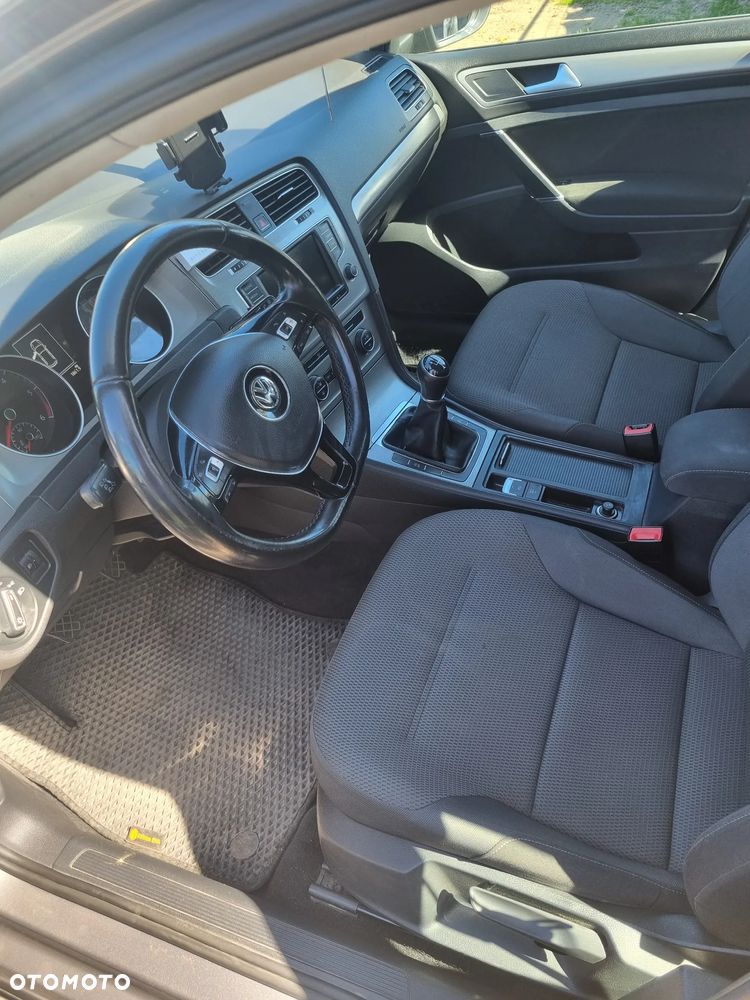 Volkswagen Golf 1.6 TDI 4Motion BlueMotion Technology Comfortline - 3