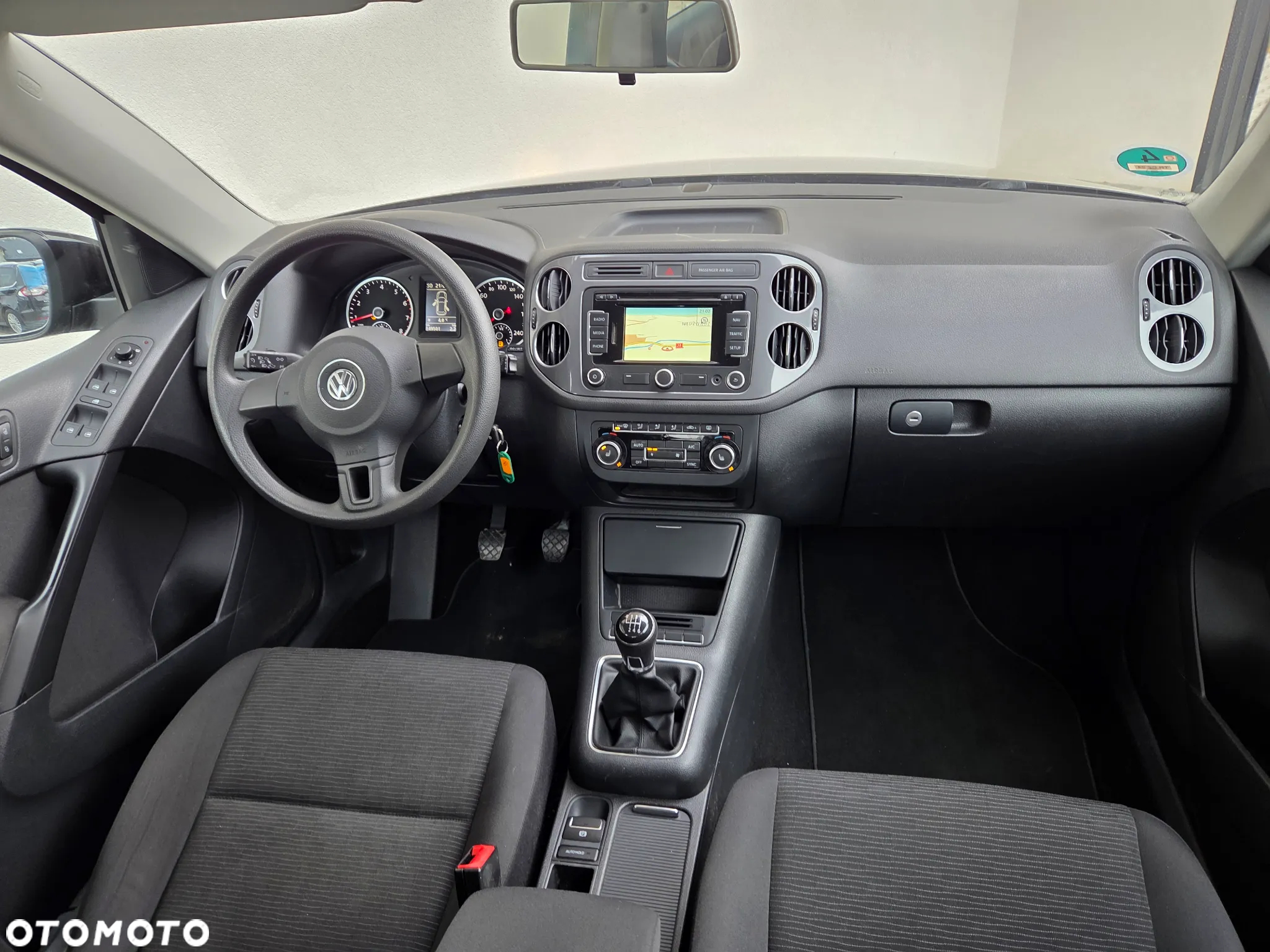 Volkswagen Tiguan - 9