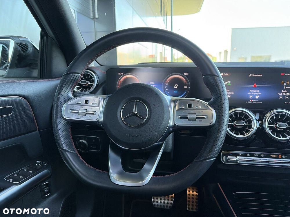 Mercedes-Benz EQA - 11