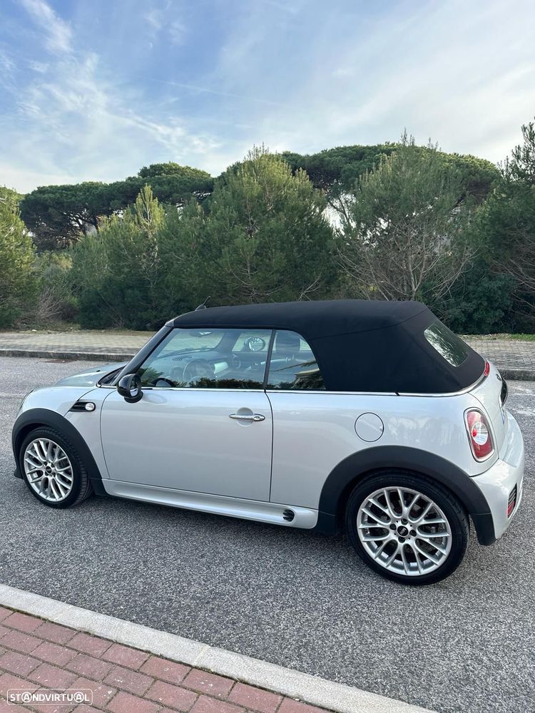 MINI Cabrio Cooper D - 2