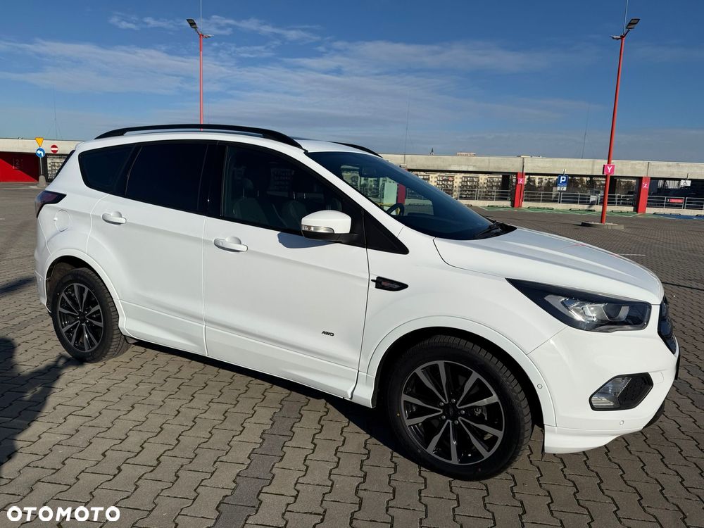 Ford Kuga 2.0 TDCi 4x4 ST-Line - 5