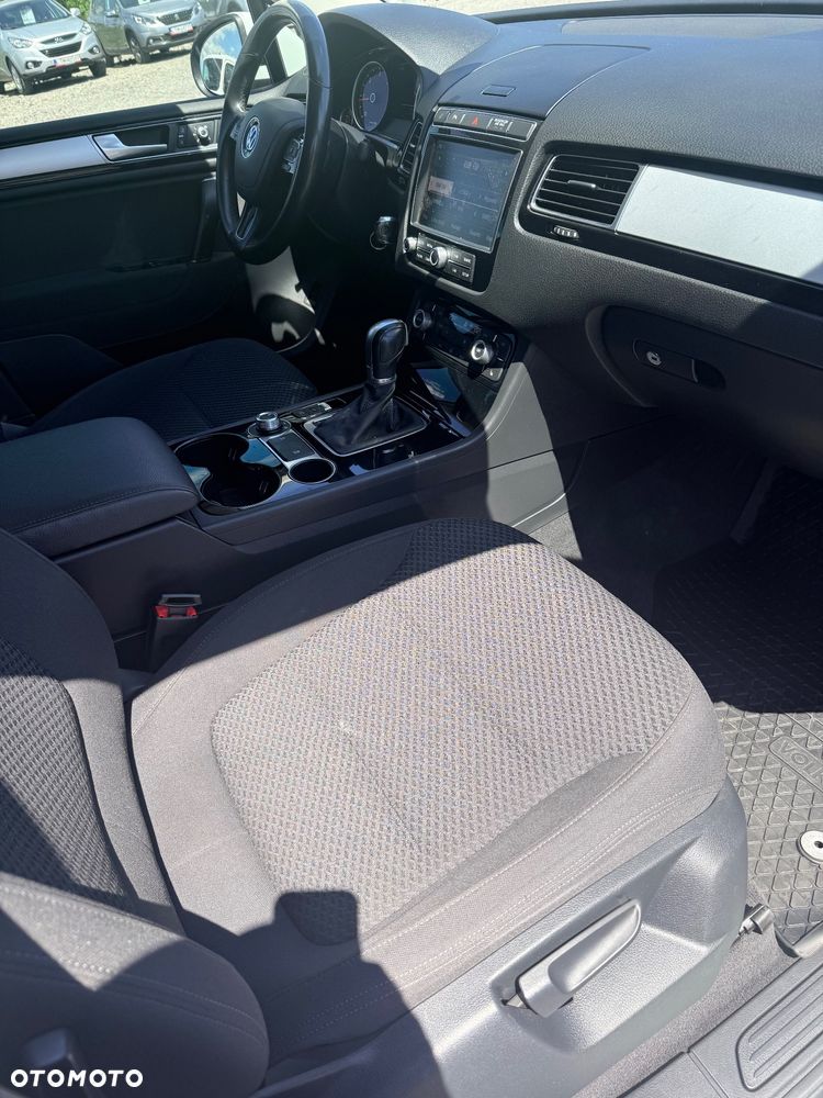 Volkswagen Touareg 3.0 V6 TDI SCR Blue Motion DPF Automatik Executive Edition - 8