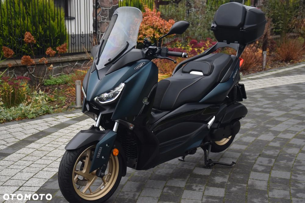 Yamaha X-max - 10