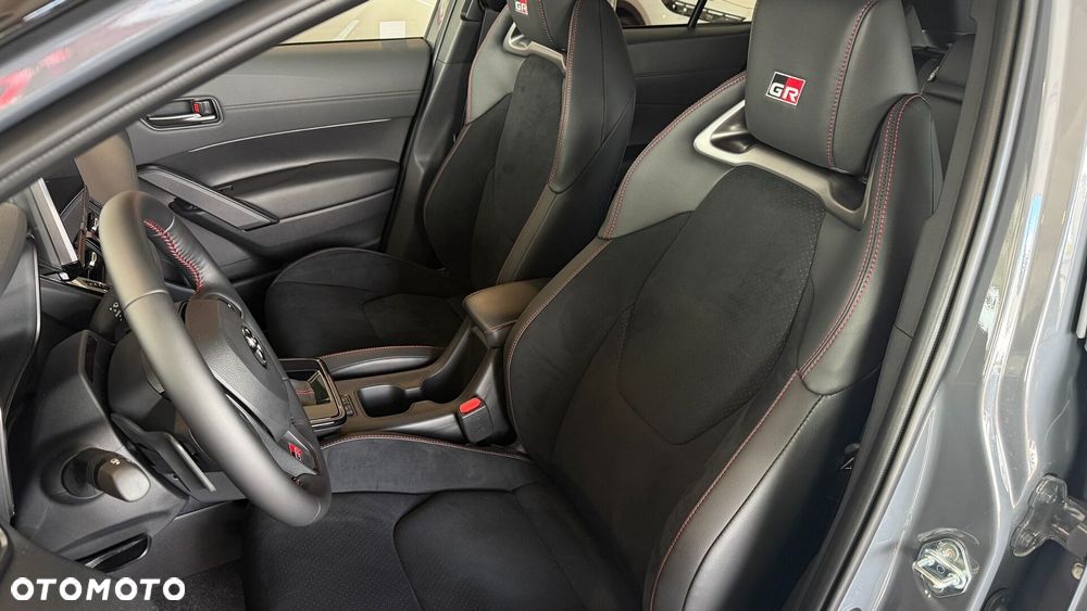 Toyota Corolla Cross - 4