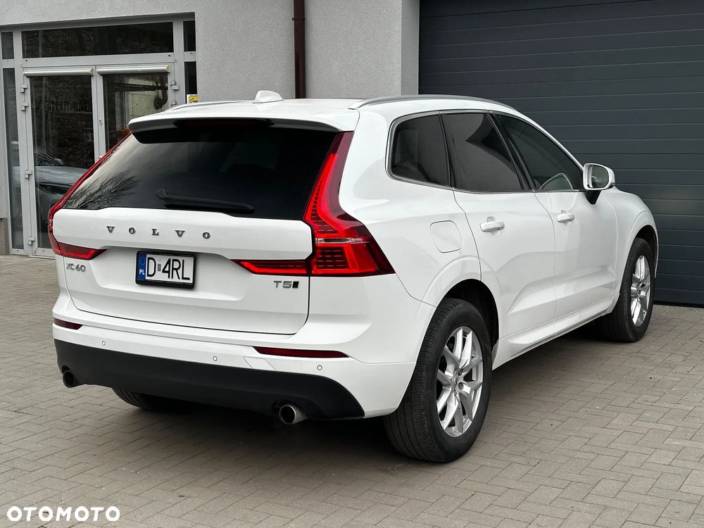 Volvo XC 60 T5 AWD Geartronic Momentum Pro - 6