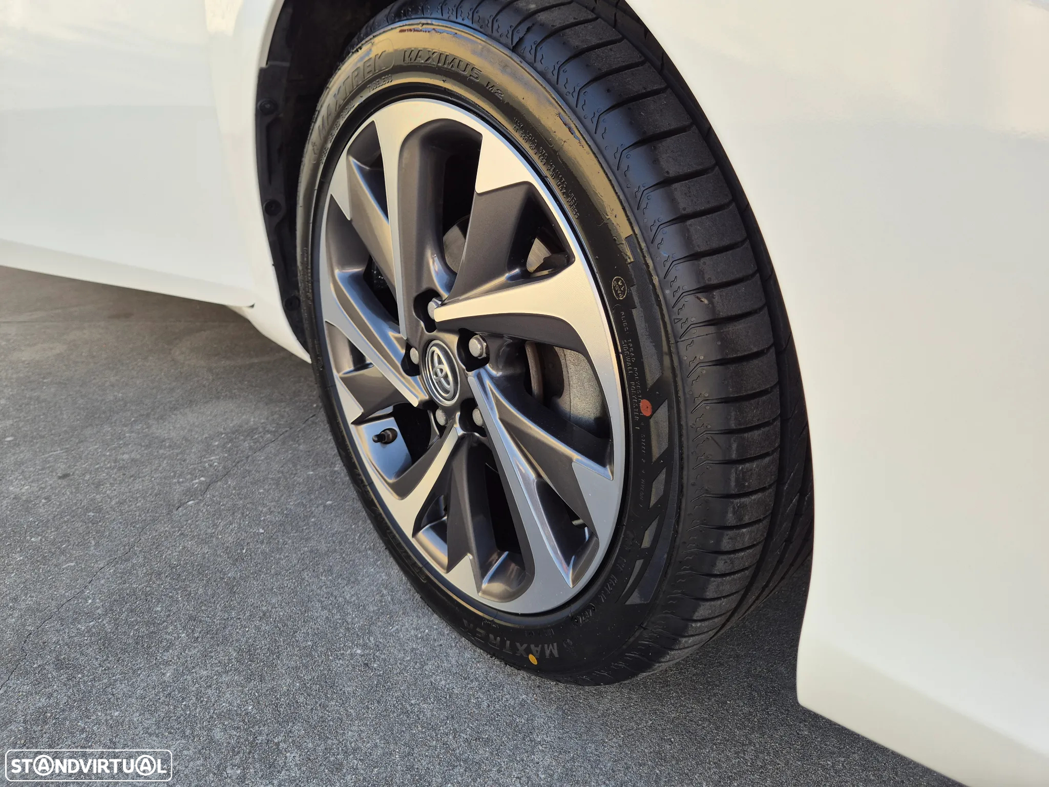 Toyota Auris Touring Sports 1.6 D-4D Comfort P.Techno+P.Sport - 27