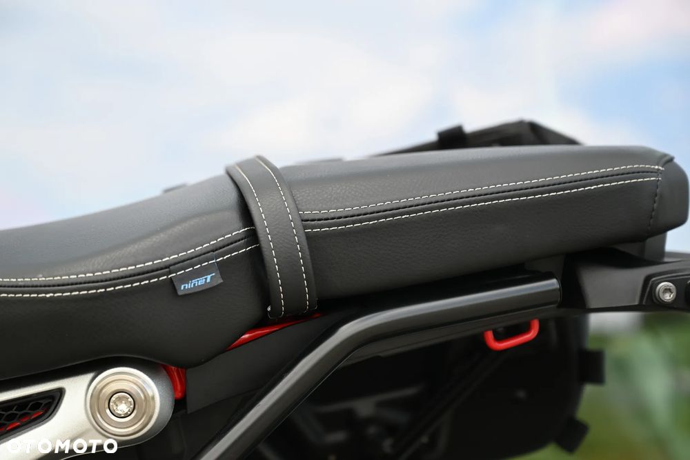 BMW R - 28