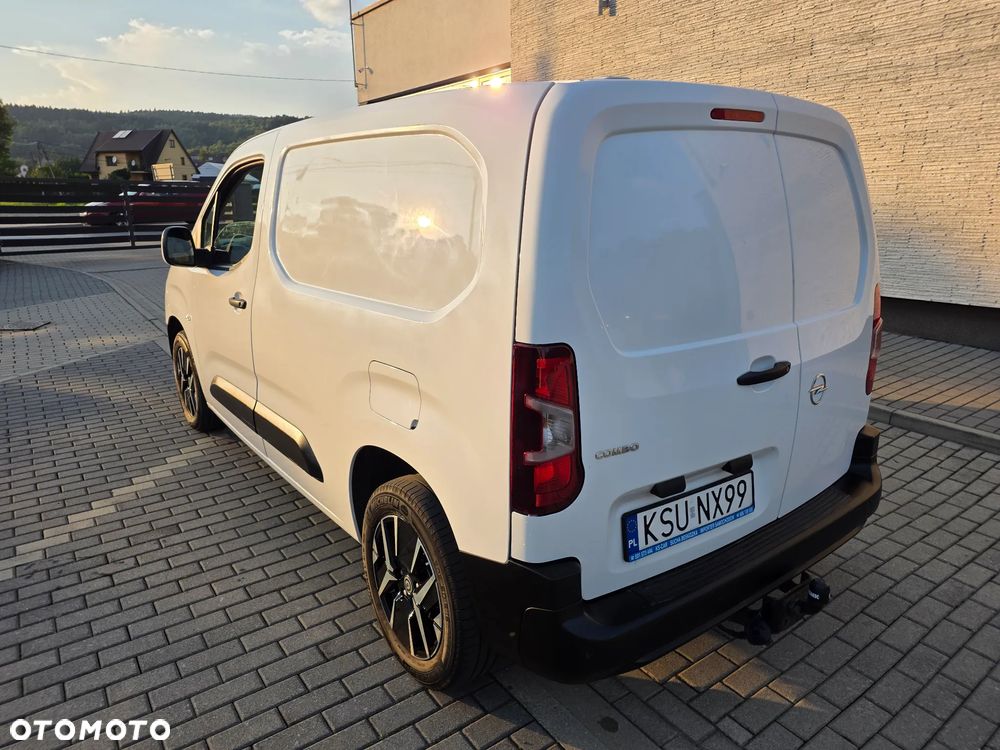 Opel Combo 1.2 benzyna Vat! rok2020 navi klima 3-osobowy tempomat grzana szyba fotele hak - 20