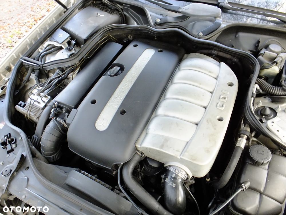 silnik mercedes w211 2,7 CDI 647961 - 1