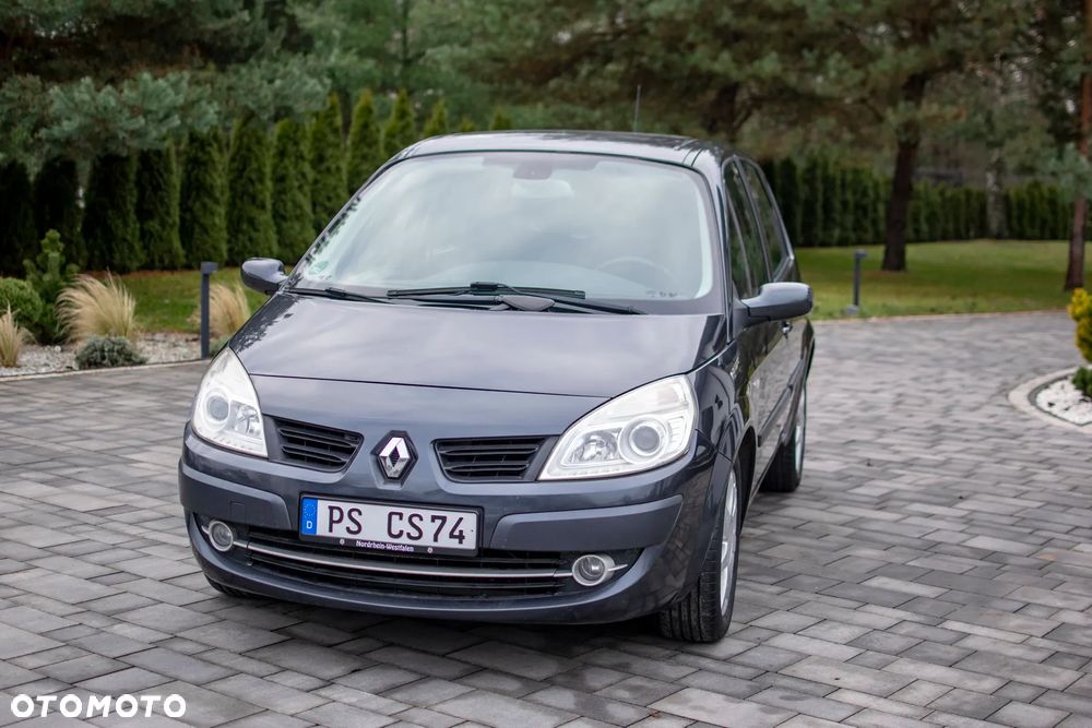 Renault Scenic - 12