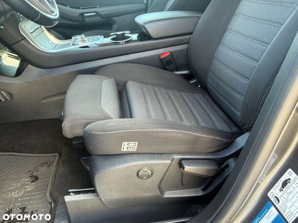 Ford S-Max - 13