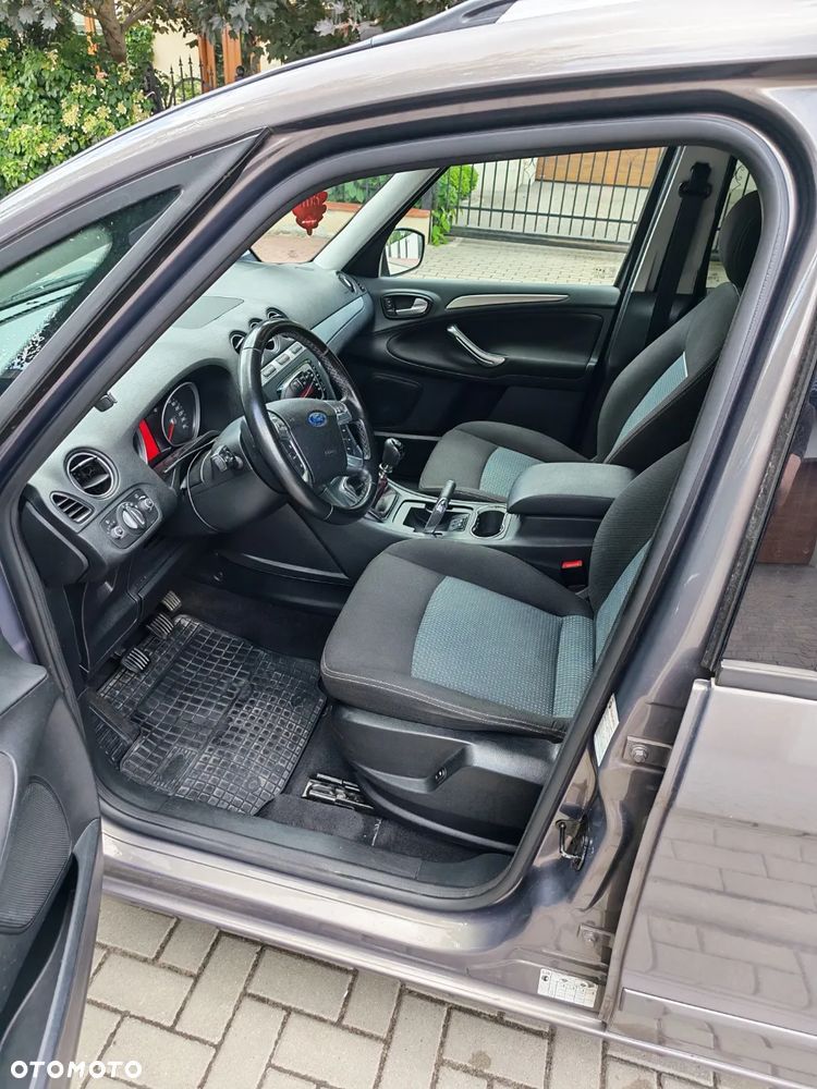 Ford Galaxy 2.0 TDCi Ghia - 7