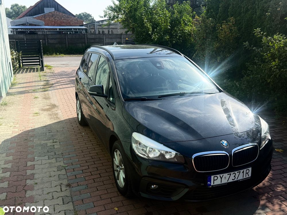 BMW Seria 2 216d Sport Line - 2
