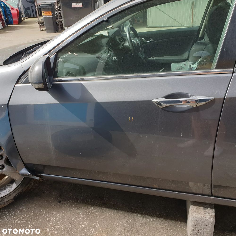 HONDA ACCORD VIII DRZWI LEWY PRZOD NH737M - 2