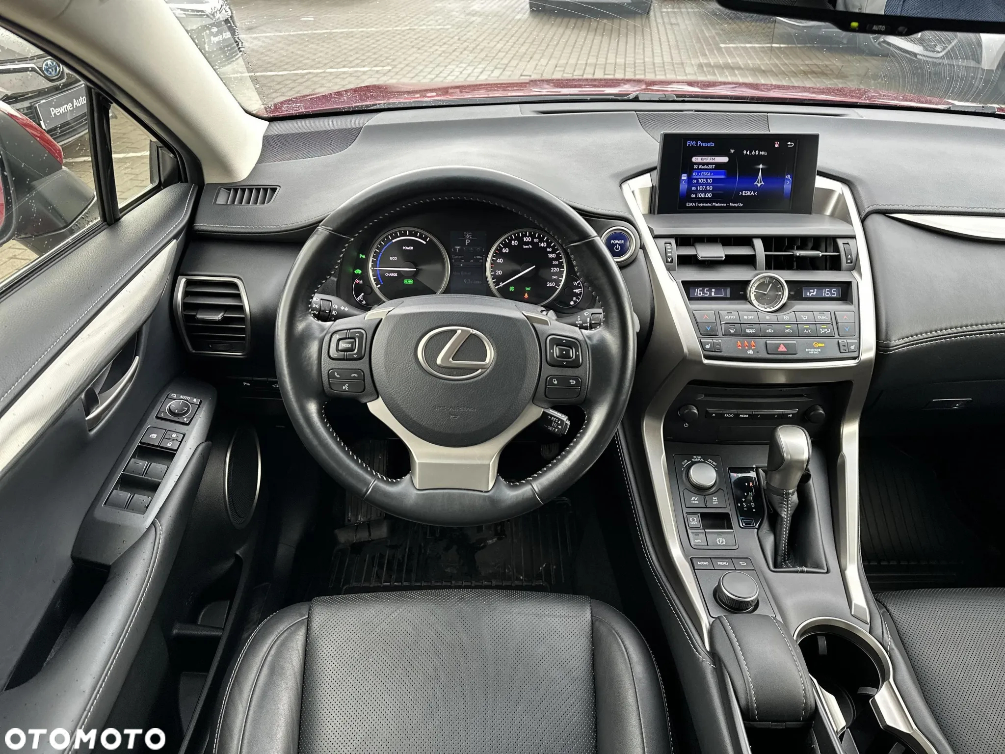 Lexus NX 300h Comfort AWD - 12