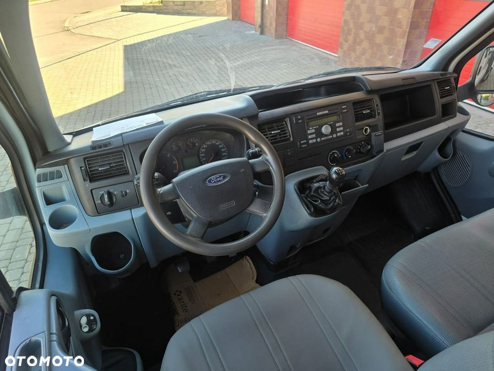 Ford Transit - 14