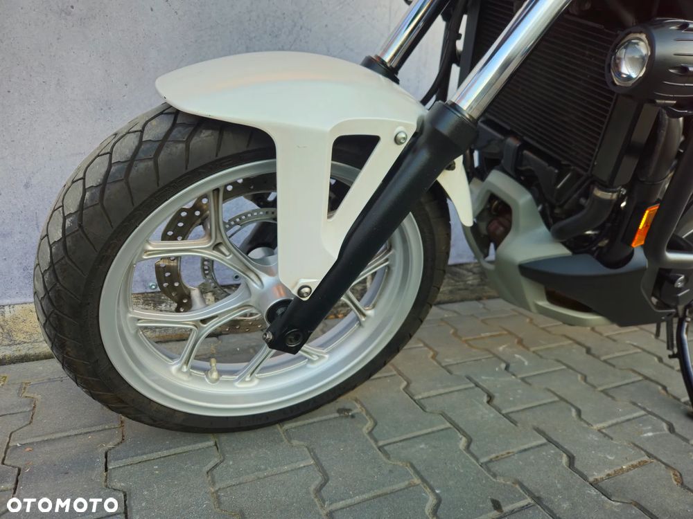 Honda NC - 12