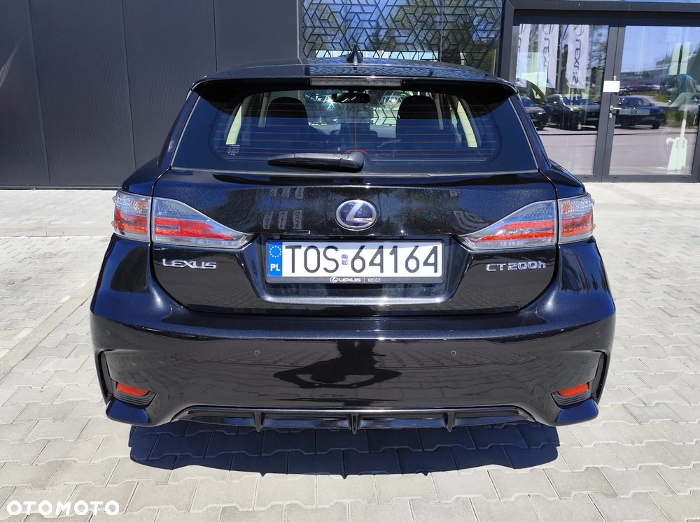 Lexus CT - 6