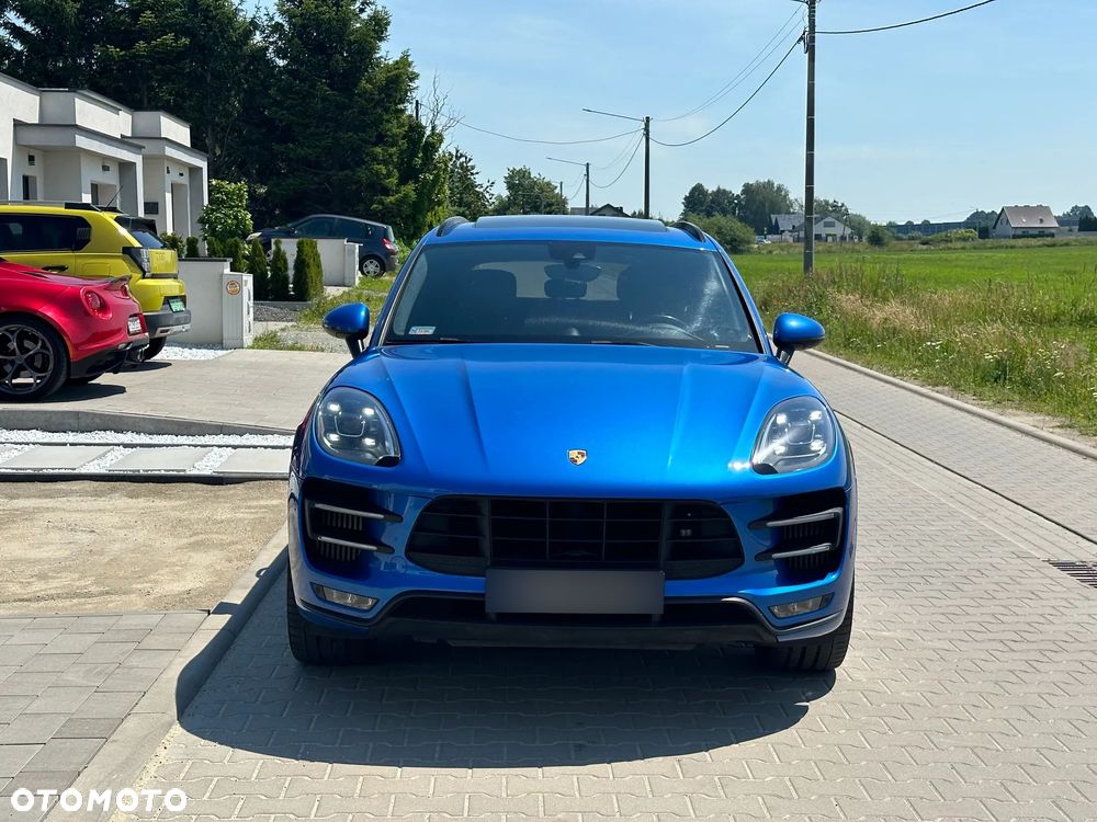 Porsche Macan Turbo - 3