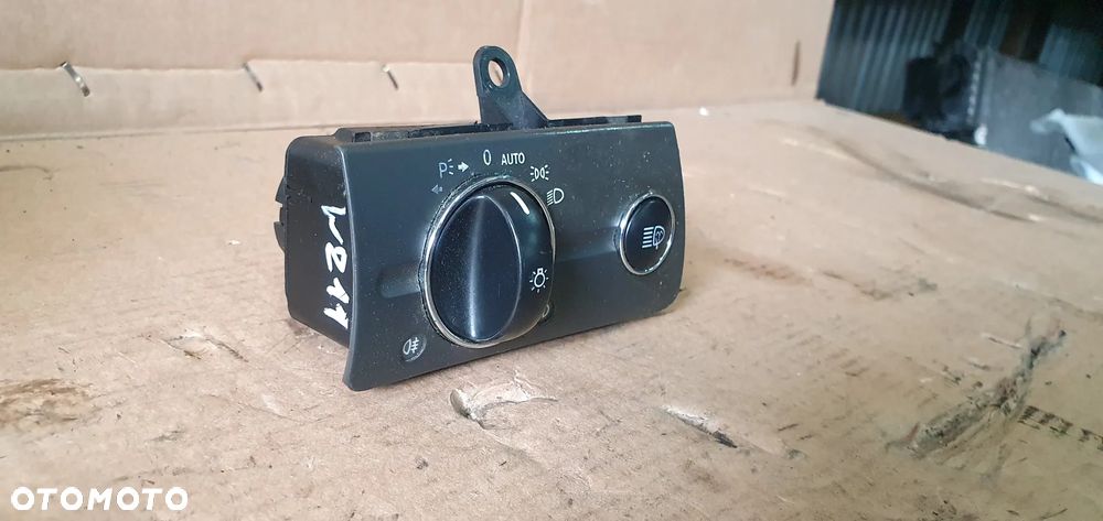 Włącznik świateł Mercedes E-Klasa W211 2115450104 - 3