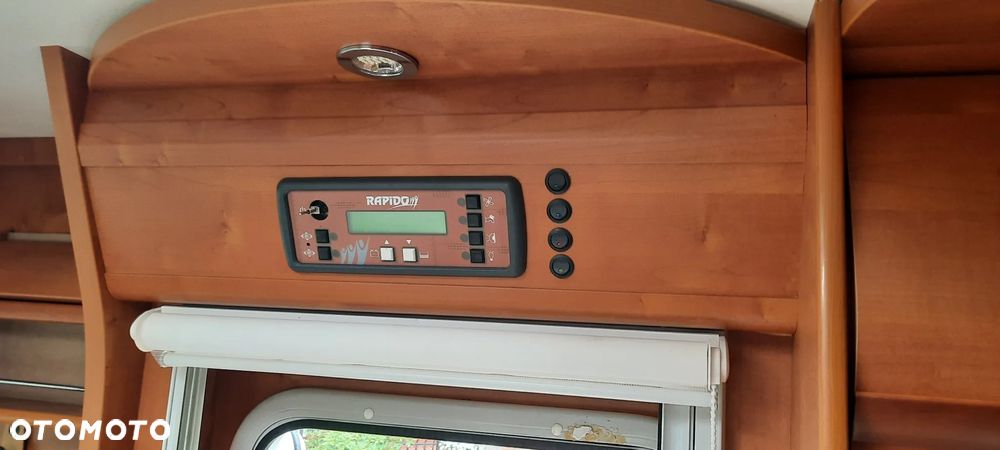 Mercedes-Benz RAPIDO pełna Integra - 16
