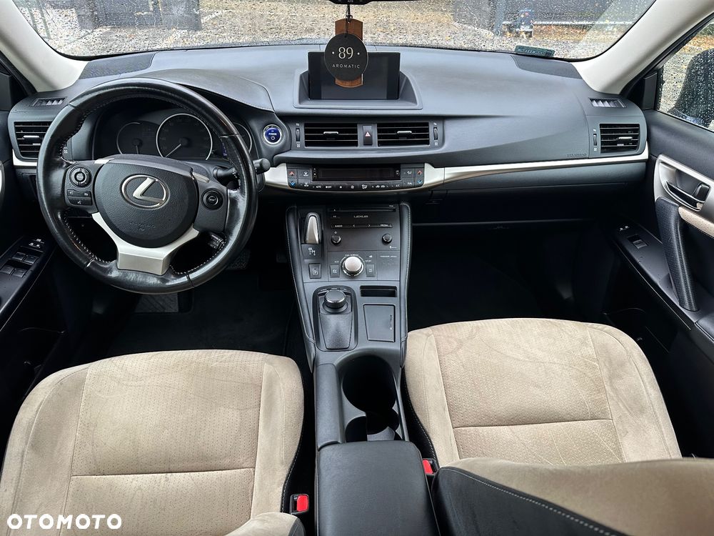 Lexus CT 200h Elegance EU6 - 8