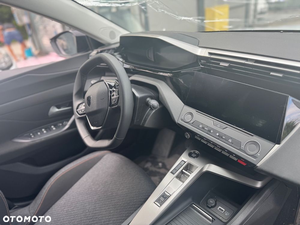 Peugeot 308 Hybrid 136e-DSC6 Style - 12