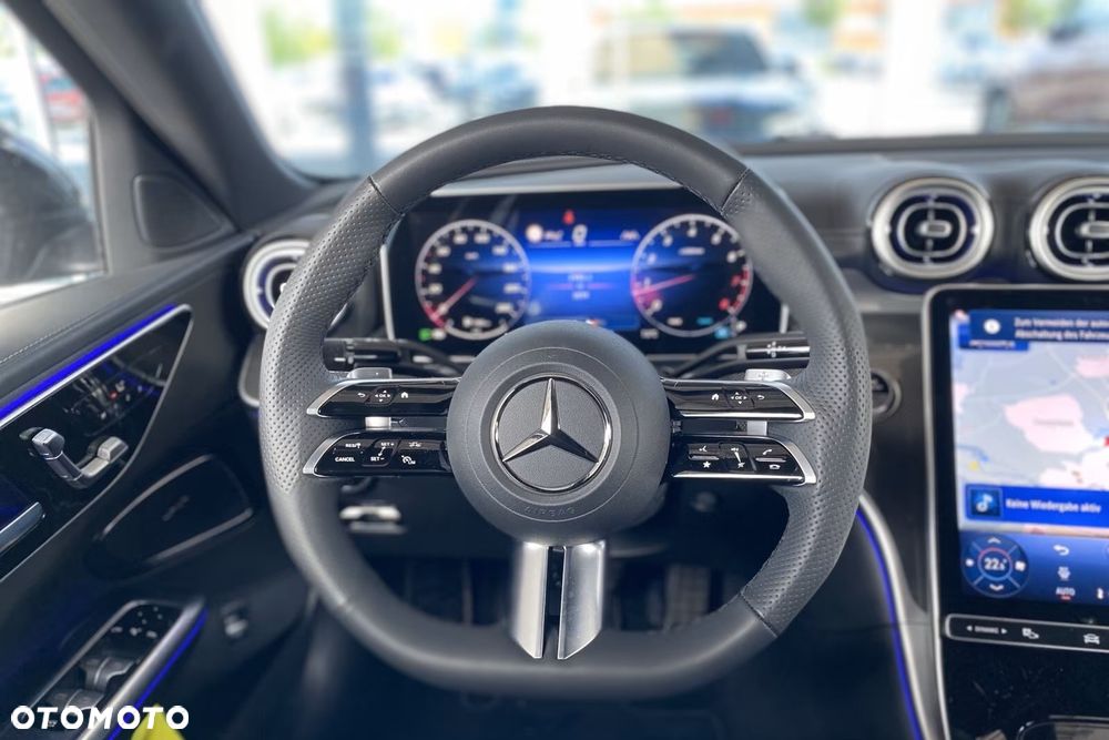 Mercedes-Benz Klasa C 180 mHEV AMG - 11
