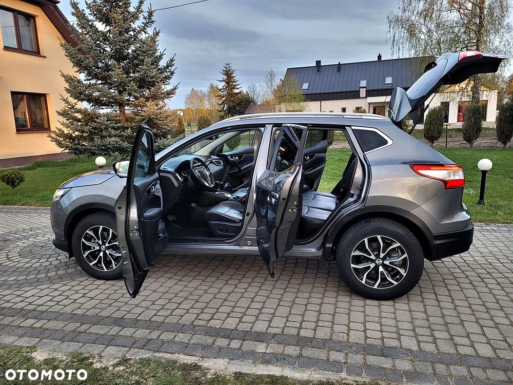 Nissan Qashqai 1.6 dCi Xtronic TEKNA+ - 7