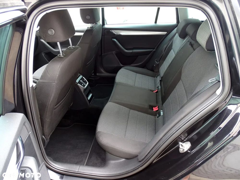 Skoda Octavia 1.6 TDI Active - 13