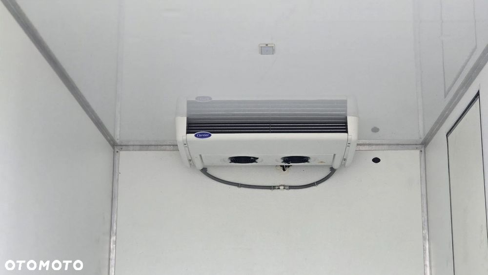 Iveco ❗️❗️DAILY 3.0 180Km 35S18 JAK NOWY ❗️❗️LIFT / CHŁODNIA MROŹNIA -32 +32 / ZASILANIE 230V / PIERWSZY WŁASCICIEL / NAVI / KAMERA COFANIA / FULL LED / TEMPOMAT AKTYWNY / GRUBA ŚCIANKA / ZABUDOWA IGLOOCAR / AGREGAT CARRIER / WERSJA WZMOCNIONA / FULL OPCJA / SERWIS ASO / SALON POLSKA /❗❗ JAK Z SALONU - NOWY -❗❗ - 23