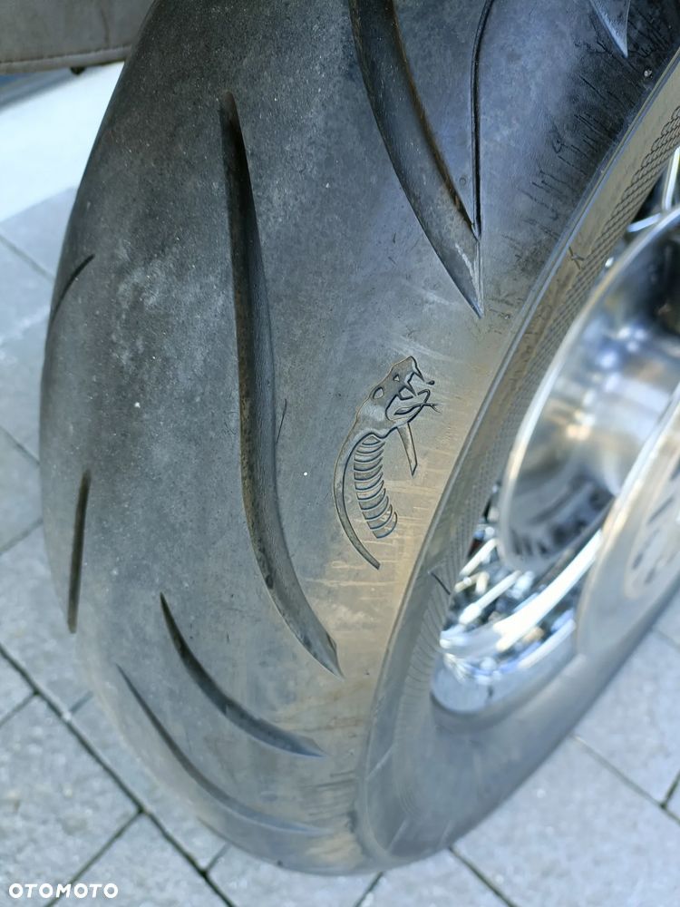 Suzuki Intruder - 4