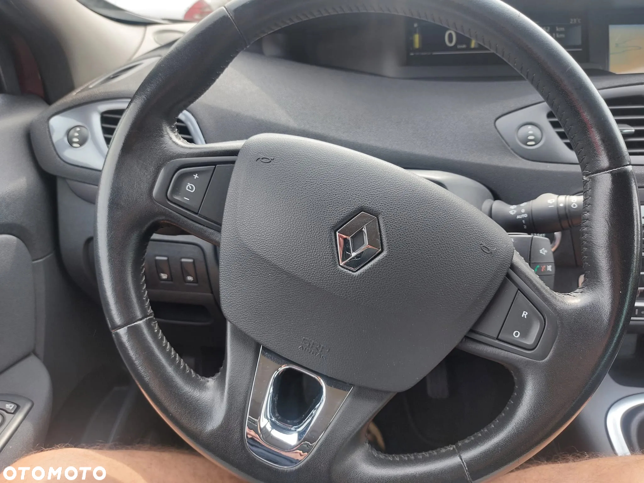 Renault Scenic ENERGY TCe 130 S&S LIMITED - 14