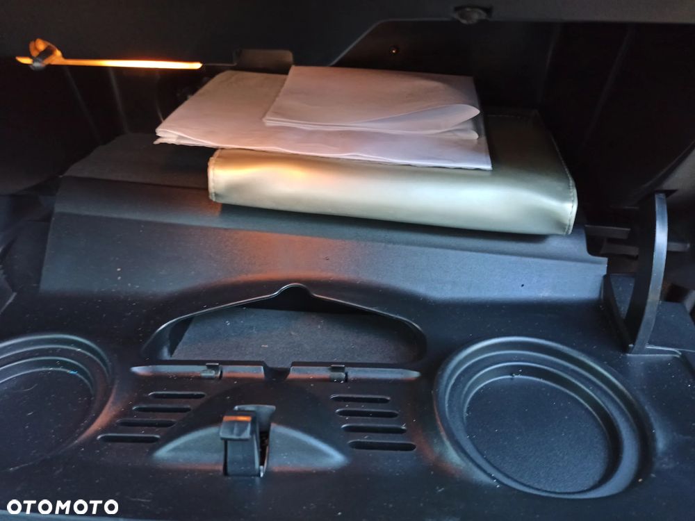 MINI Cooper Seven - 16