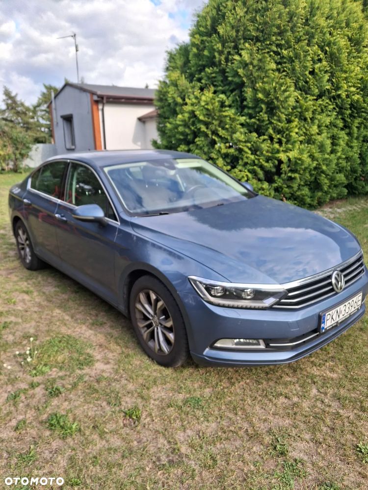 Volkswagen Passat 2.0 TDI SCR Comfortline - 3
