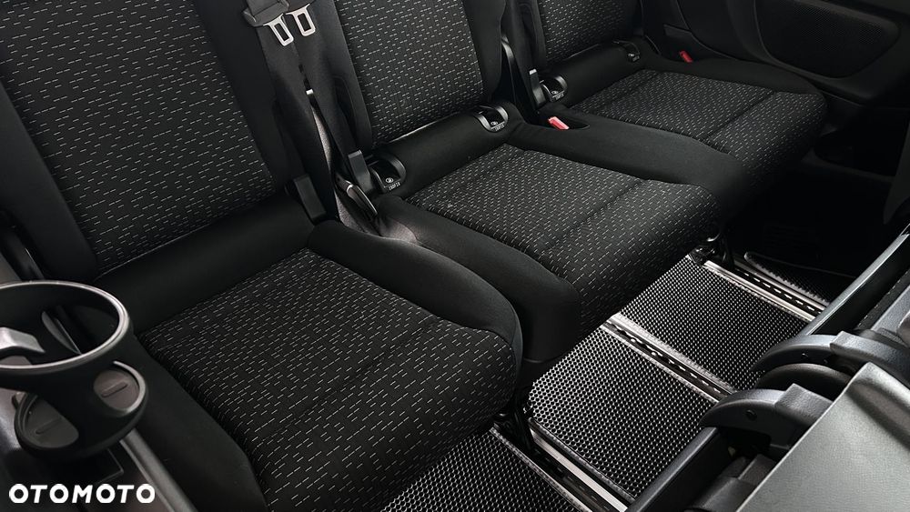Mercedes-Benz Vito - 27