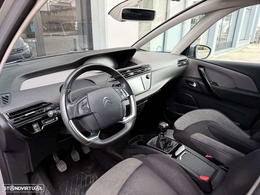 Citroën Grand C4 Spacetourer - 13