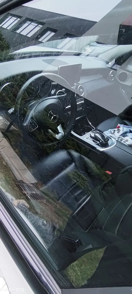 Mercedes-Benz Klasa C 220 CDI DPF Automatik BlueEFFICIENCY Special Edition - 7