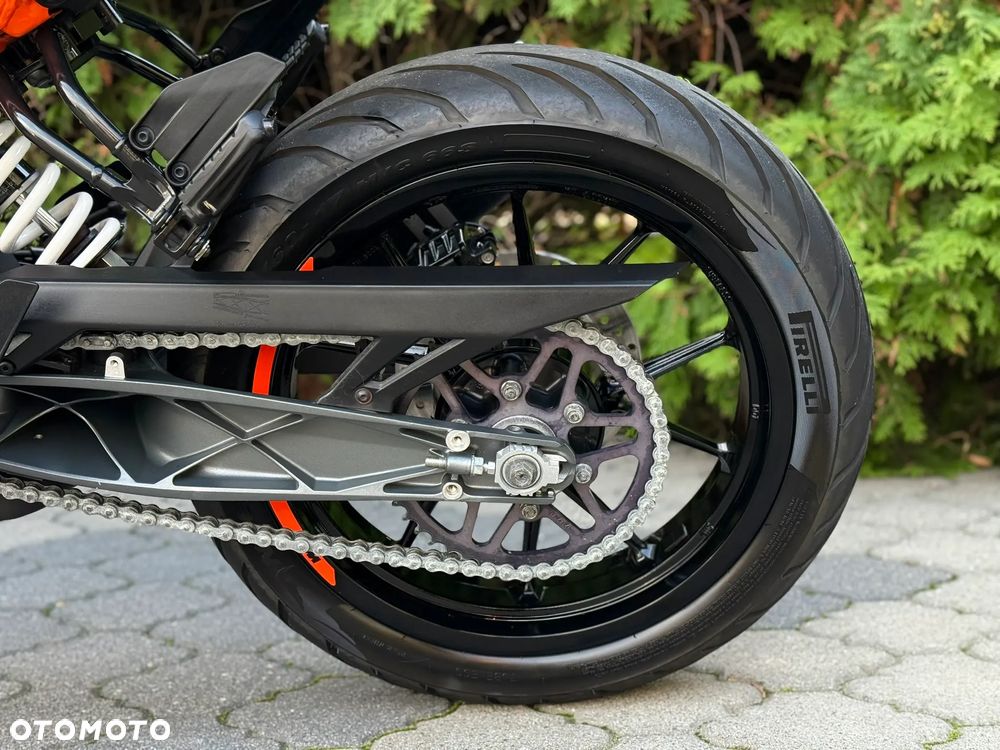 KTM Duke - 32
