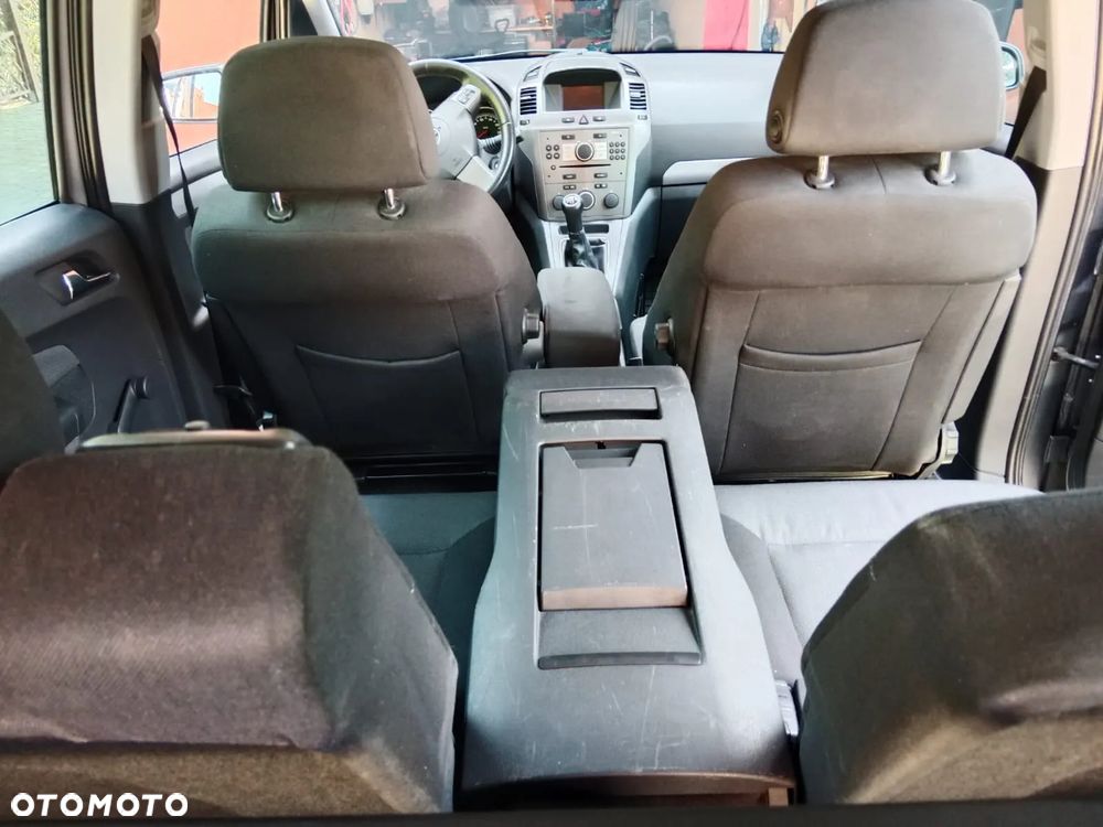 Opel Zafira - 7